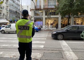 Θεσσαλονίκη: Οδηγός επιτέθηκε σε αστυνομικό της Τροχαίας που του επέβαλε πρόστιμο