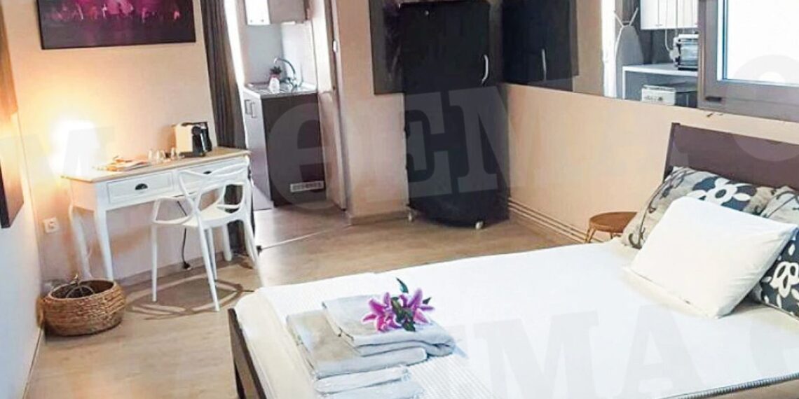 Θεσσαλονίκη: Με αυτή την κρυφή κάμερα ο ιδιοκτήτης διαμερίσματος κατέγραφε τη φοιτήτρια (φωτο)