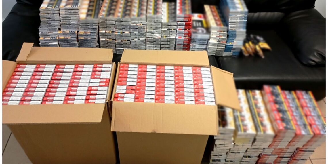 Θεσσαλονίκη: Χειροπέδες σε δύο που θα διακινούσαν στην αγορά 2.300 πακέτα λαθραία τσιγάρα