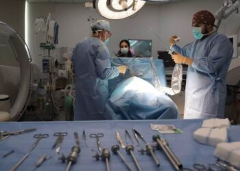 Θεσσαλονίκη: “Χωρίς καρδιολόγο οι τελευταίες εφημερίες στο “Άγιος Δημήτριος, τα απογευματινά χειρουργεία μας μάραναν”, καταγγέλλει ο πρόεδρος της ΠΟΕΔΗΝ