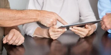 Θεσσαλονίκη: Μετά από 20 χρόνια ο δήμος ιδρύει νέο Κέντρο Φροντίδας Ηλικιωμένων