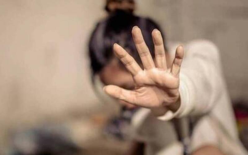 Σοκ στη Θεσσαλονίκη: 32χρονη καταγγέλλει τον πατέρα της για βιασμό – Τα στοιχεία