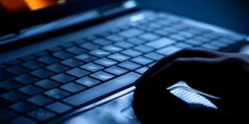 Θεσσαλονίκη: Πολυεθνική εγκληματική οργάνωση – Έξι συλλήψεις για ηλεκτρονικές απάτες