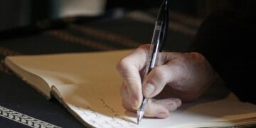 Θεσσαλονίκη: Η υπόθεση 92χρονης γιατρού που άφησε την ακίνητη περιουσία της σε ψευτομοναχό