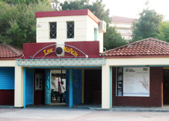 Πολίχνη: Συνεχίζονται οι δωρεάν προβολές στο θερινό σινεμά Τζένη Καρέζη