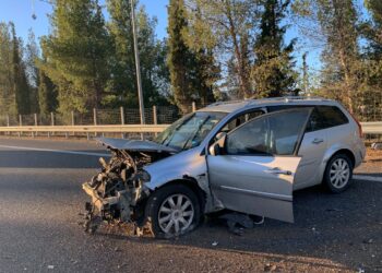 Τραγωδία στη Θεσσαλονίκη: Νεκρός 53χρονος σε τροχαίο – Το ΙΧ του καρφώθηκε σε κολώνα φωτισμού