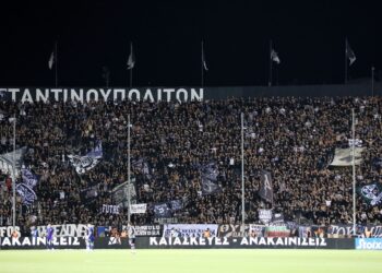 Θεσσαλονίκη: Χειροπέδες σε πέντε άτομα που έβαζαν φιλάθλους χωρίς εισιτήριο στο γήπεδο της Τούμπας