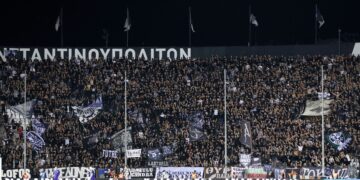 Θεσσαλονίκη: Χειροπέδες σε πέντε άτομα που έβαζαν φιλάθλους χωρίς εισιτήριο στο γήπεδο της Τούμπας