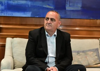 Στη Θεσσαλονίκη αύριο ο Φρέντι Μπελέρης – Συνάντηση με Γκιουλέκα στο ΥΜΑΘ