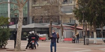 Εύοσμος: Απείλησαν ανήλικους και με τη βία έκλεψαν κινητό τηλέφωνο