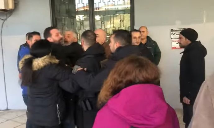 Θεσσαλονίκη: Μεγάλη ένταση στη δίκη για τη δολοφονία της 41χρονης Γεωργίας – Ξέσπασε ο αδελφός της