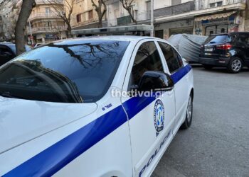 Θεσσαλονίκη: Γεωργιανός χτύπησε και δάγκωσε αστυνομικό για να γλιτώσει τη σύλληψη