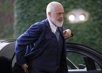 Στη Θεσσαλονίκη ο Έντι Ράμα, θα συναντήσει Αλβανούς μετανάστες – Συγκέντρωση εθνικιστικών οργανώσεων εναντίον του