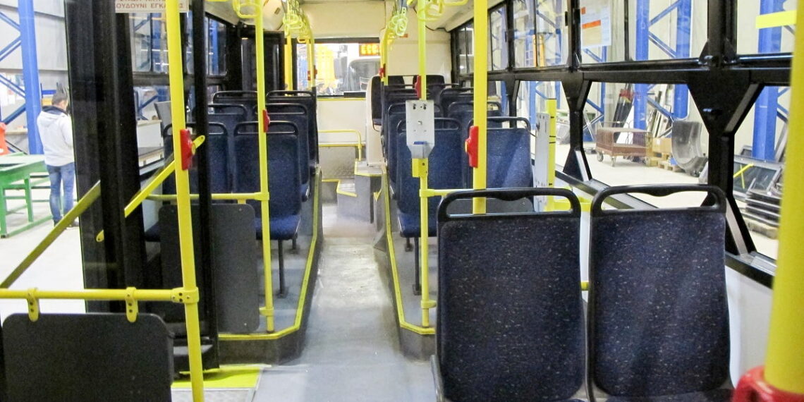 Θεσσαλονίκη: 72χρονος Περουβιανός έμπαινε σε αστικά λεωφορεία και “βουτούσε” πορτοφόλια