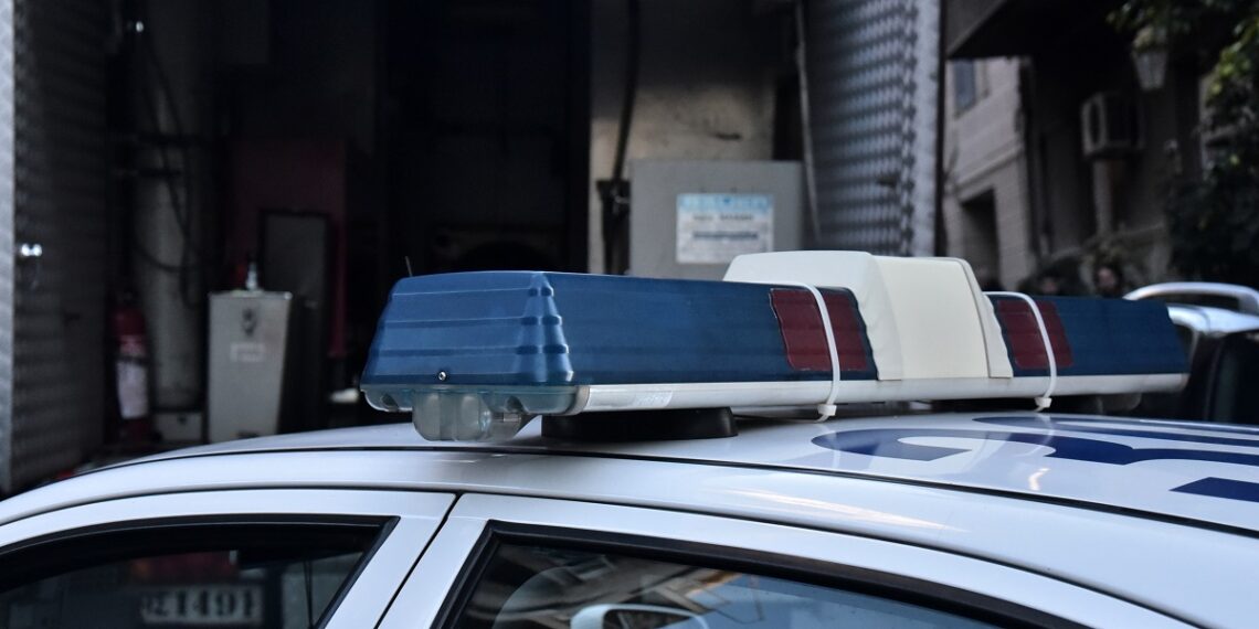 Θεσσαλονίκη: 32χρονη κατήγγειλε πως ο σύζυγός της τη βίασε- Ο άγριος καβγάς και η καρέκλα που πέταξε σε εκείνη και τον γιο τους