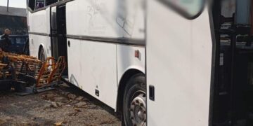 «Πέταξαν» λεωφορείο στο Κορδελιό – Το διέλυσαν για ανταλλακτικά
