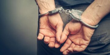 Θεσσαλονίκη: Έπιασαν 19χρονο με κλεμμένη μοτοσυκλέτα – Είχε κλέψει και περίπτερο