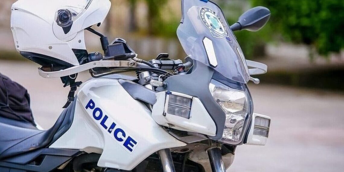 Θεσσαλονίκη: Μίνι μάρκετ πουλούσε συνθετική κάνναβη – 4 συλλήψεις, αναζητείται ο ιδιοκτήτης