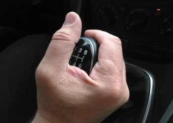 Θεσσαλονίκη: Χειροπέδες σε δέκα οδηγούς που έπιασαν τιμόνι χωρίς δίπλωμα