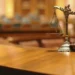 Θεσσαλονίκη: Χρηματική ποινή σε δύο αδέρφια για γκράφιτι στο κτήριο της Αποκεντρωμένης Διοίκησης – «Θέλαμε να το κάνουμε πιο όμορφο»