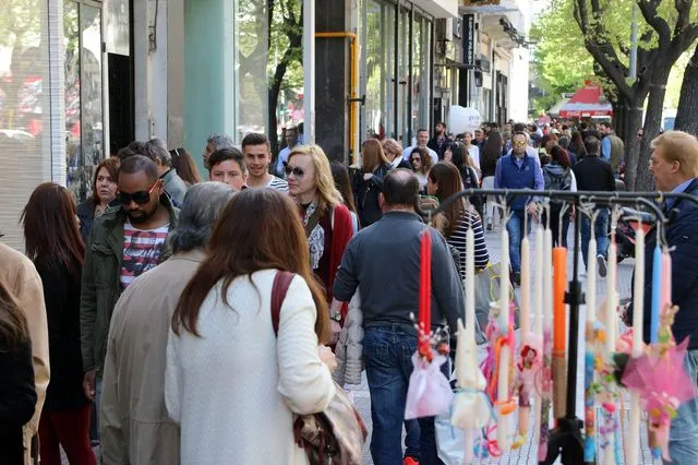 Θεσσαλονίκη: Το ωράριο των εμπορικών καταστημάτων – Τι ώρα κλείνουν σήμερα