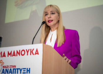 Προς διάλυση η παράταξη της Μαρίας Μανούκα