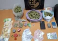Εύοσμος: 19χρονος βρέθηκε με πάνω από 1 κιλό κάνναβη, πλαστά χαρτονομίσματα και ζυγαριές