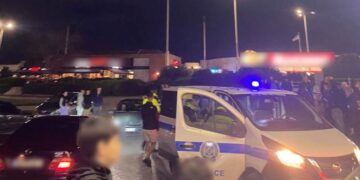 Δυτική Θεσσαλονίκη: «Μπλόκο» της Τροχαίας – Χειροπέδες σε 2 άτομα, οδηγούσαν χωρίς δίπλωμα