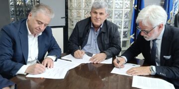 Υπογράφηκε η σύμβαση για την ανάπλαση του πάρκου Ελπίδος – Θα παραδοθεί στους πολίτες σε διάστημα 16 μηνών