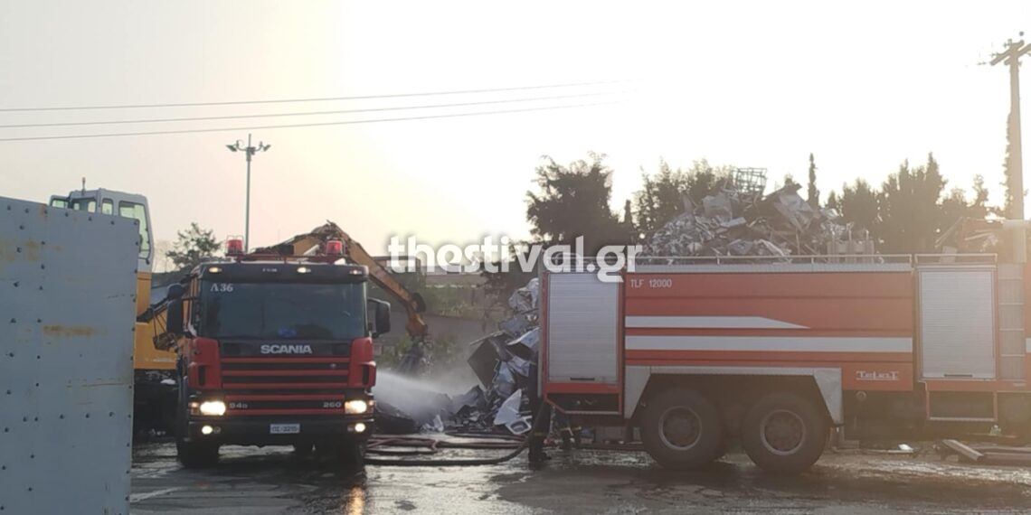 Διαβατά: Πυρκαγιά σε εταιρεία ανακύκλωσης μετάλλων