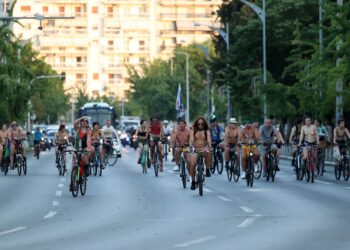 Σήμερα η 18η Διεθνής Γυμνή Ποδηλατοδρομία στη Θεσσαλονίκη