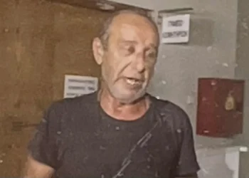 «Είμαι σοκαρισμένος»: Τι λέει για τον ξυλοδαρμό του ο 63χρονος υπάλληλος των κοιμητηρίων Ευόσμου