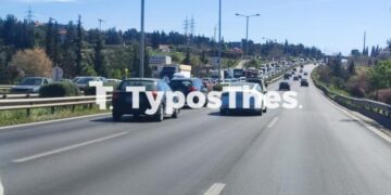 Θεσσαλονίκη: Εγκλωβισμένα ΙΧ στον Περιφερειακό