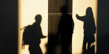 Θεσσαλονίκη: Stalker κυκλοφορεί ελεύθερος παρά το μπαράζ καταδικαστικών αποφάσεων