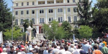 Στους δρόμους οι δημόσιοι υπάλληλοι – Διαμαρτυρία σήμερα στο ΥΜΑΘ