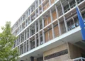 Θεσσαλονίκη: Τα ανήλικα παιδιά του είχε στο αυτοκίνητο ο 35χρονος που τράκαρε σε νησίδα μεθυσμένος