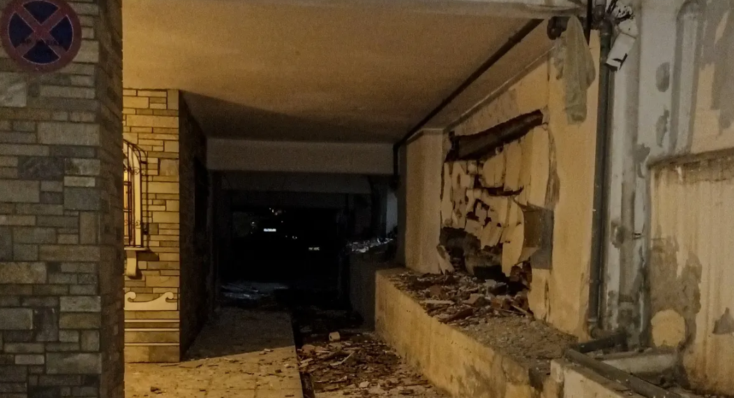 Έκρηξη σε πολυκατοικία στις Συκιές – Δηλώσεις αυτόπτη μάρτυρα