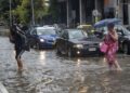 Πλημμυρικά φαινόμενα σε Εύοσμο και Κορδελιό – Σοβαρά προβλήματα από την πρωινή καταιγίδα