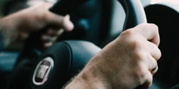 Eύοσμος: 14 μήνες φυλάκιση στον 51χρονο που οδηγούσε επικίνδυνα, έκανε ελιγμούς και αγνόησε σήματα αστυνομικών για έλεγχο