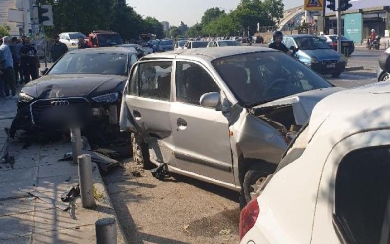 Εύοσμος: Τρελή πορεία ΙΧ – Πήρε «σβάρνα» τουλάχιστον 3 αυτοκίνητα