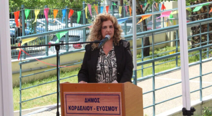 Μένια Καλού: «Το κουδούνι χτυπά ξανά! Καλή σχολική χρονιά!!»