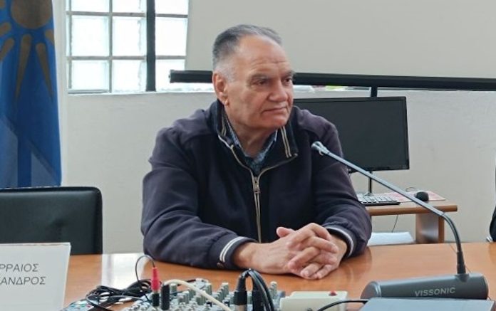 Δημοτικοί Σύμβουλοι Κορδελιού Ευόσμου καταγγέλλουν τον πρόεδρο του Δημοτικού Συμβουλίου