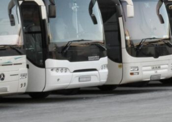 Θεσσαλονίκη: 400 λεωφορεία για μεταφορά μαθητών – «Όλα βαίνουν καλώς»