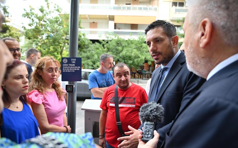 Θεσσαλονίκη: Πρωτοπορία με 1.000 πινακίδες Braille στις στάσεις του ΟΑΣΘ