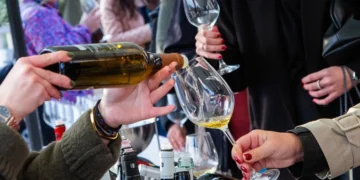 Συνεχίζεται και σήμερα το “Thessaloniki Wine Selfie” στο Λιμάνι Θεσσαλονίκης