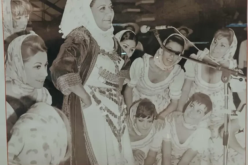 «Παιδιά της Ελλάδος παιδιά»: Το βράδυ που η Θεσσαλονίκη υποκλίθηκε στη Σοφία Βέμπο