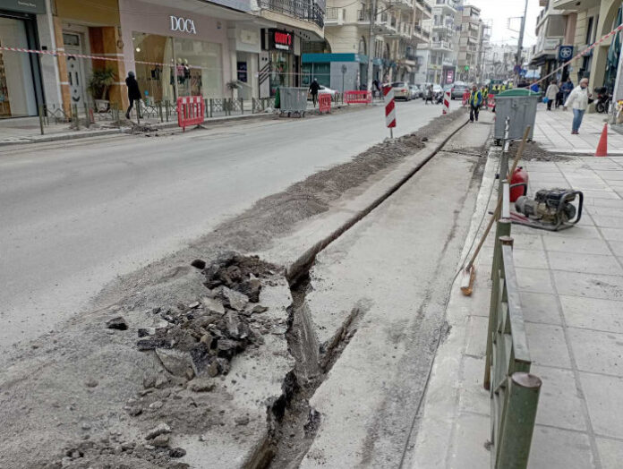 Απαράδεκτη κατάσταση στο δήμο Κορδελιού Ευόσμου με τις εργασίες για οπτικές ίνες