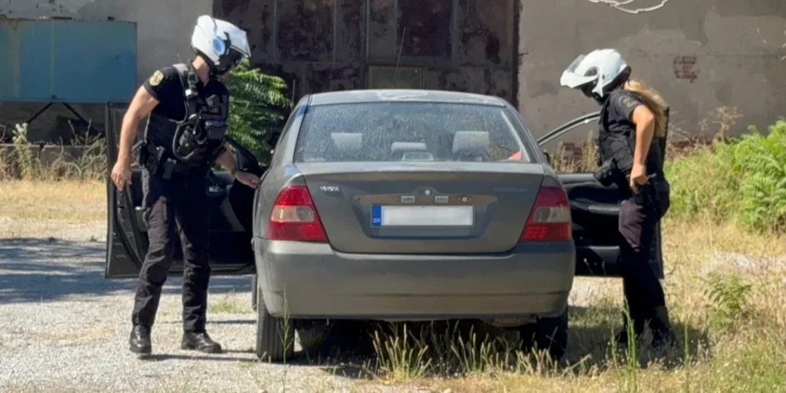 Παρανάλωμα του πυρός αυτοκίνητο στην Ηλιούπολη