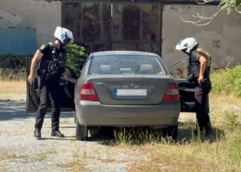 Παρανάλωμα του πυρός αυτοκίνητο στην Ηλιούπολη