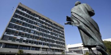 Τρόμος για 20χρονο στη Θεσσαλονίκη: Πήγε να τον ληστέψει 16χρονος με μαχαίρι